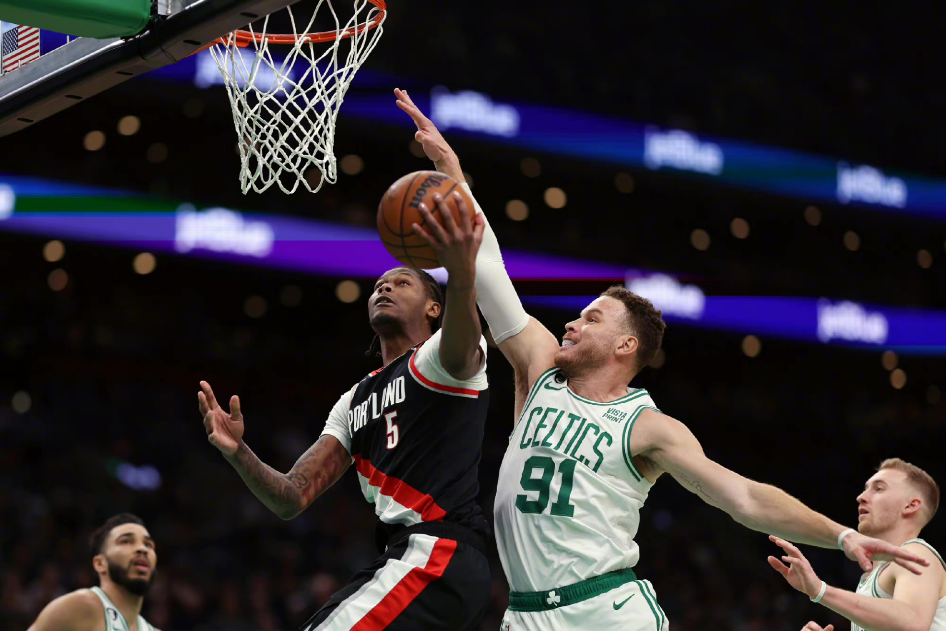 关于太阳落败于凯尔特人,遭遇三连败厄运的信息 关于太阳落败于凯尔特人,遭遇三连败厄运的信息