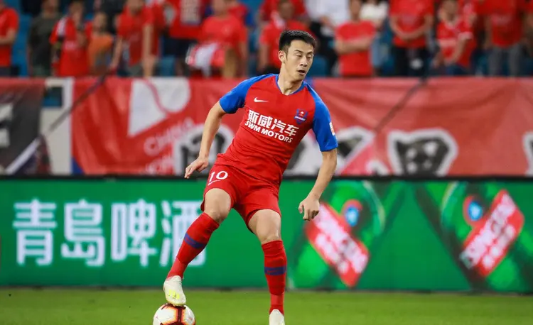 爱游戏体育官网-重庆斯威对战天津天海，双方登上擂台的简单介绍