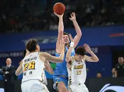 爱游戏-包含篮球赛场上精彩瞬间回顾，深受球迷喜爱的词条