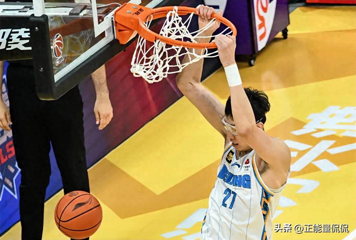 爱游戏登录入口-CBA比赛中出现疑似判罚失误