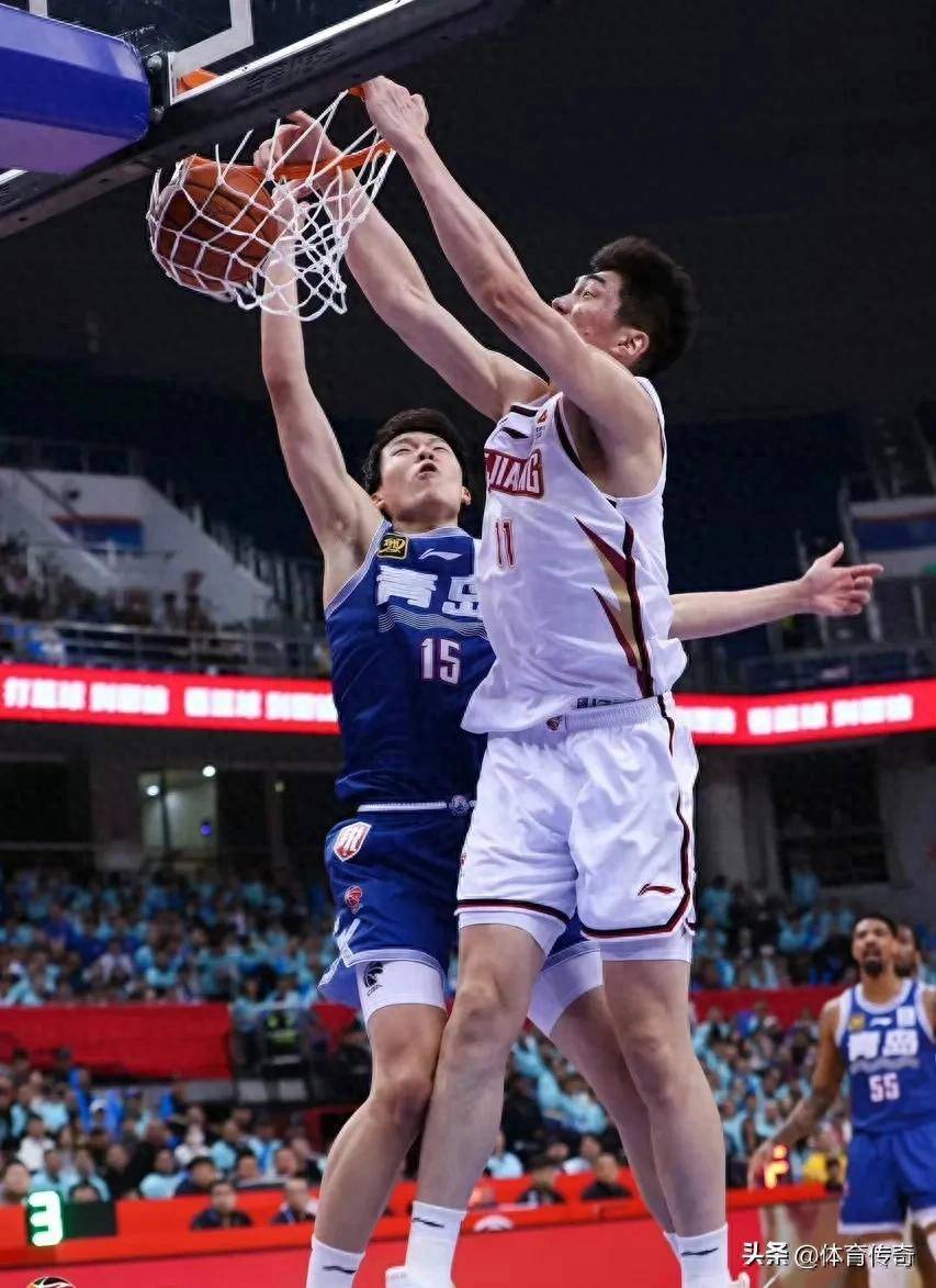 CBA比赛中出现疑似判罚失误 CBA比赛中出现疑似判罚失误