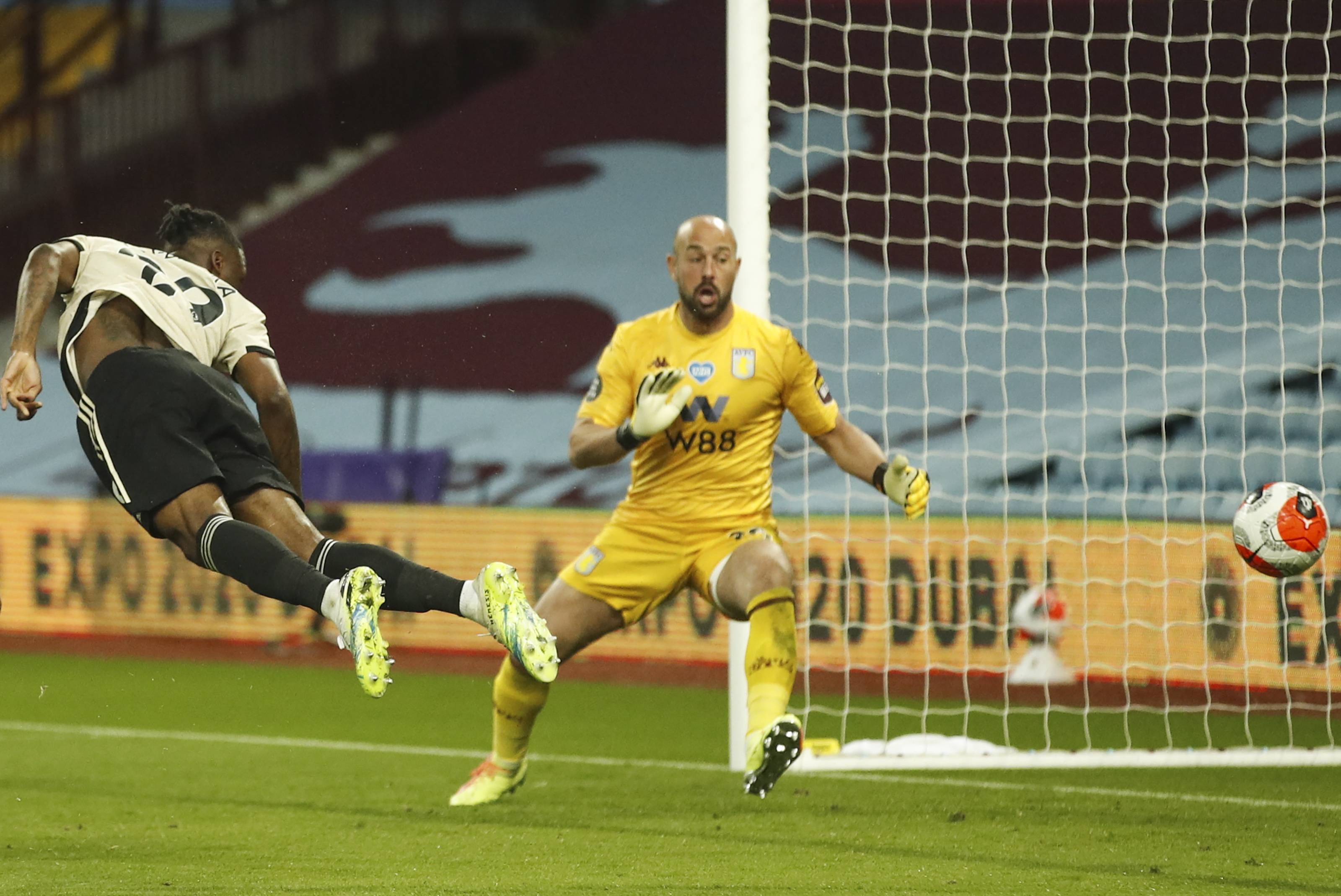 塔斯马尼亚联核心球员体能恢复，备战帕尔梅拉斯