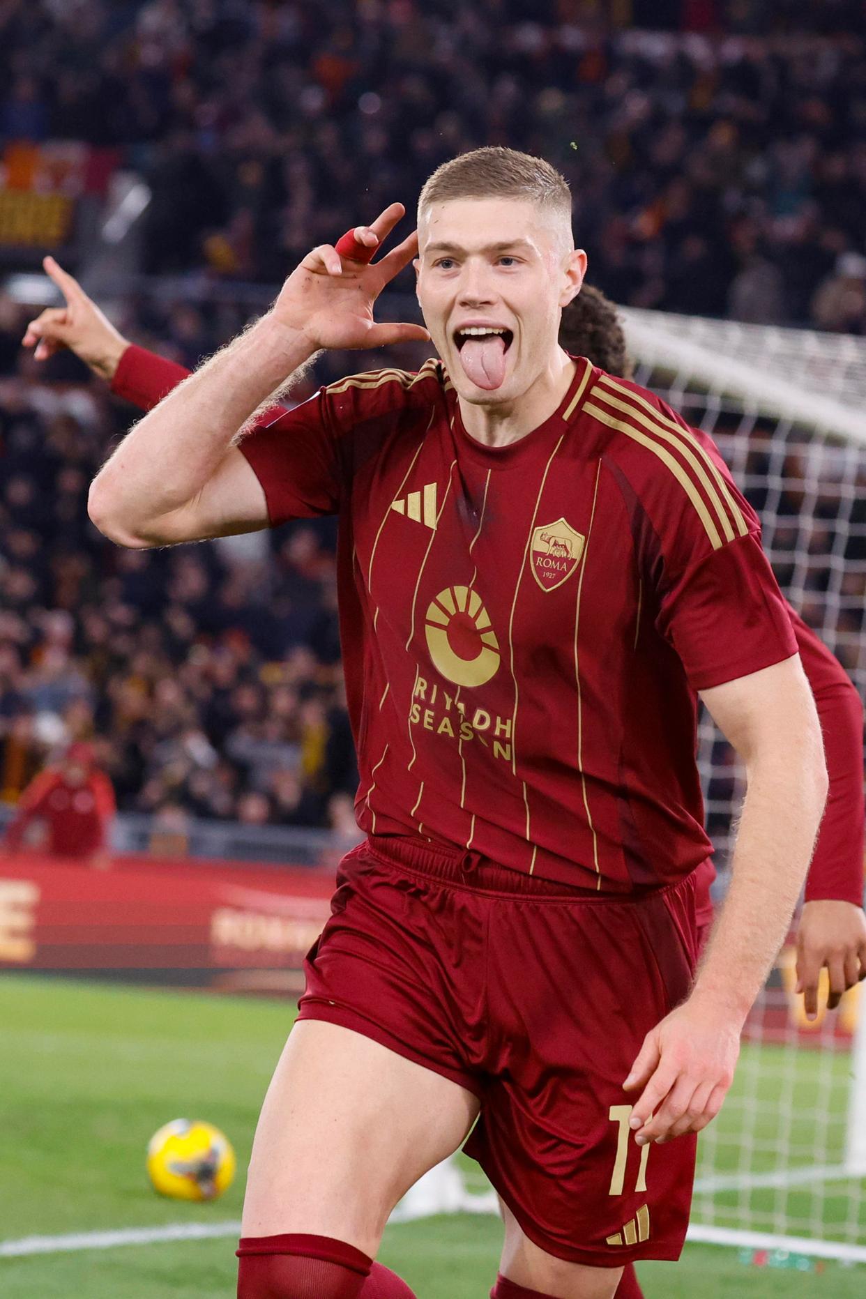 爱游戏中国官网-罗马俱乐部引入新球员，备战未来比赛的简单介绍