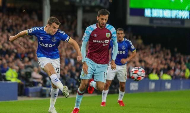 柏林联合遭遇连败，保级形势严峻需做调整的简单介绍