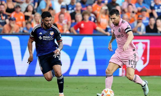 战斗意志!球员拼尽全力,不负团队期待的简单介绍 战斗意志!球员拼尽全力,不负团队期待的简单介绍