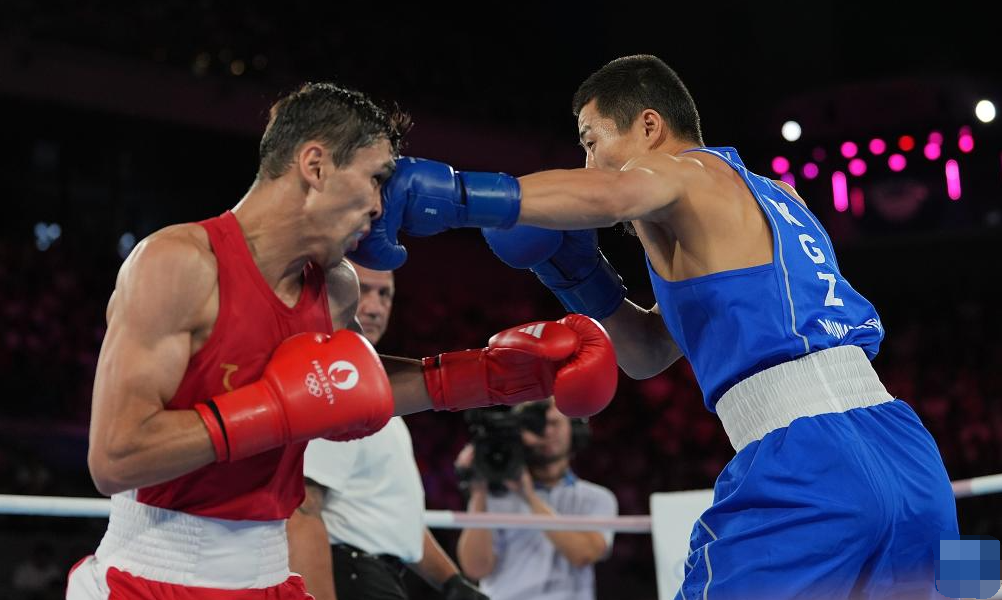 爱游戏在线登录-乌克兰队在国际比赛中击败对手