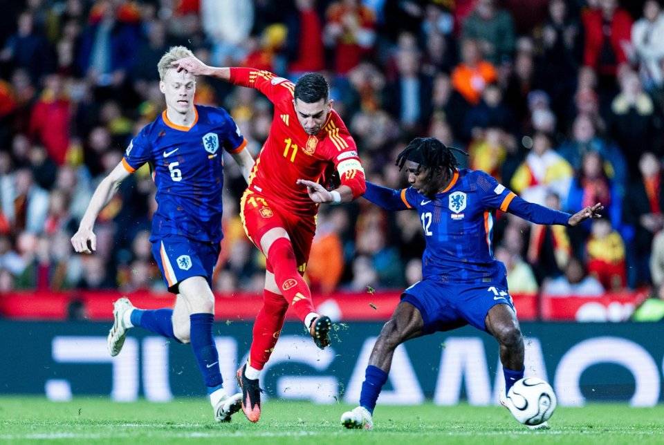 包含欧国联冠军赛球队实力对决，决胜关键看谁抢眼的词条