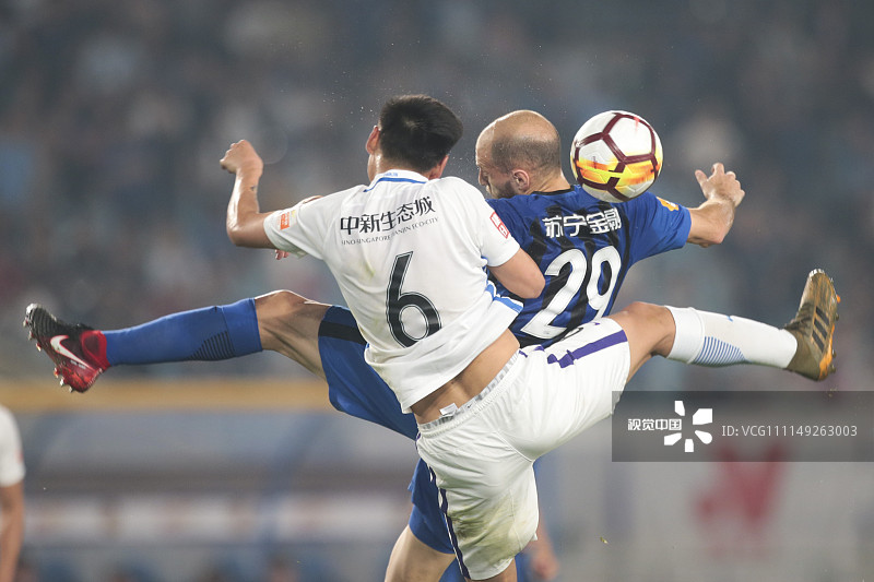 关于江苏苏宁客场战胜天津泰达，坚守不败战绩的信息