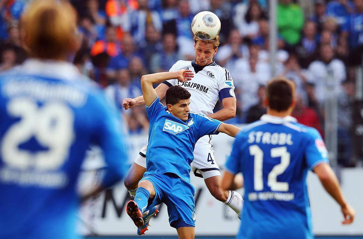 包含霍芬海姆客场爆冷，击败蒙彼利埃的词条