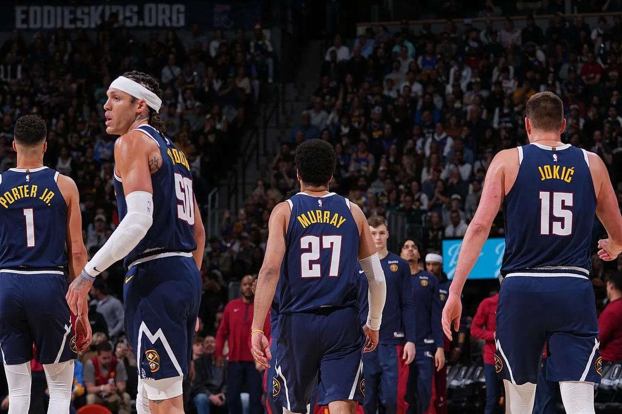 关于开拓者主帅赞扬球队谨慎防守，击败虎视眈眈对手的信息