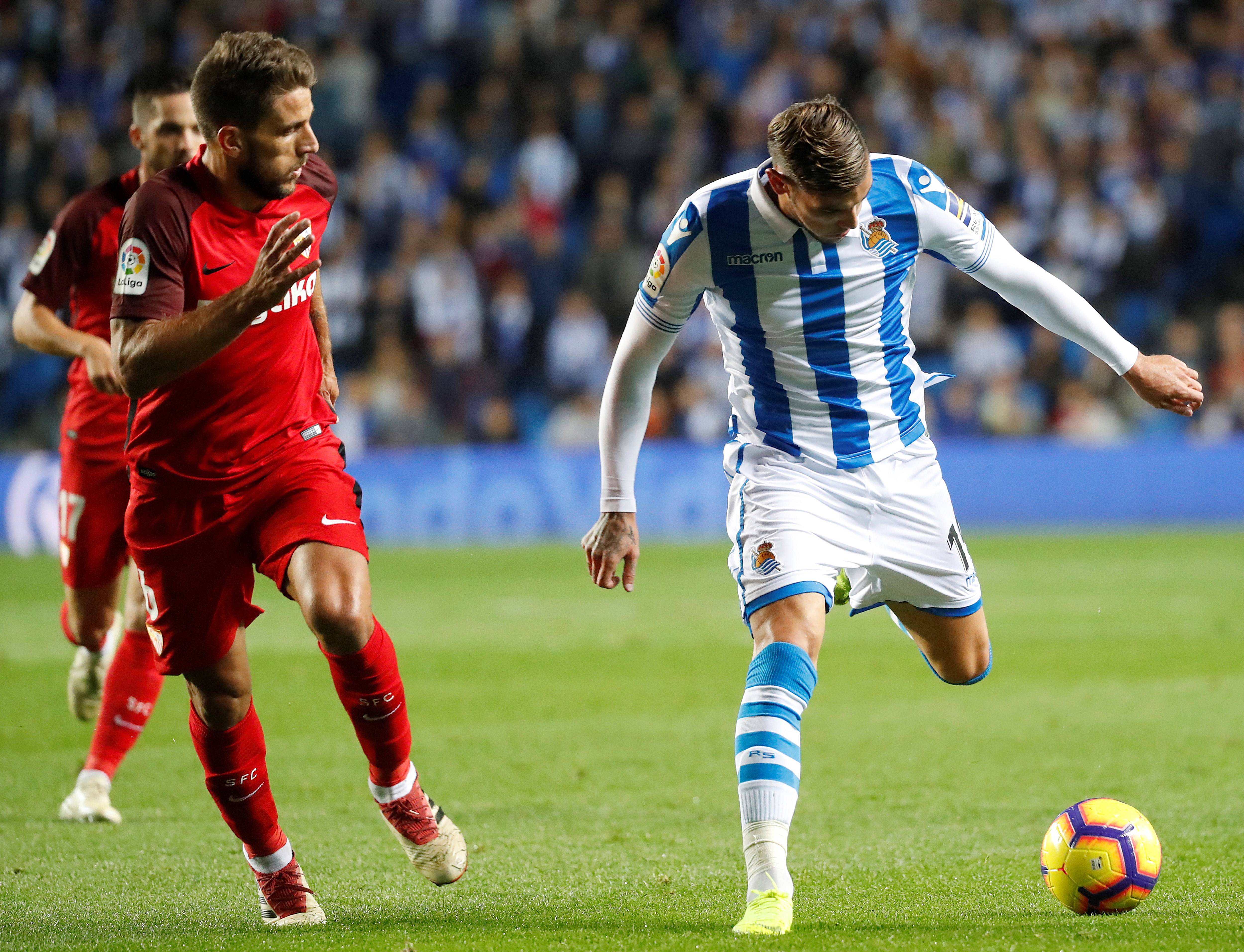 关于格拉纳达战平皇家社会，积分榜上升至前列的信息