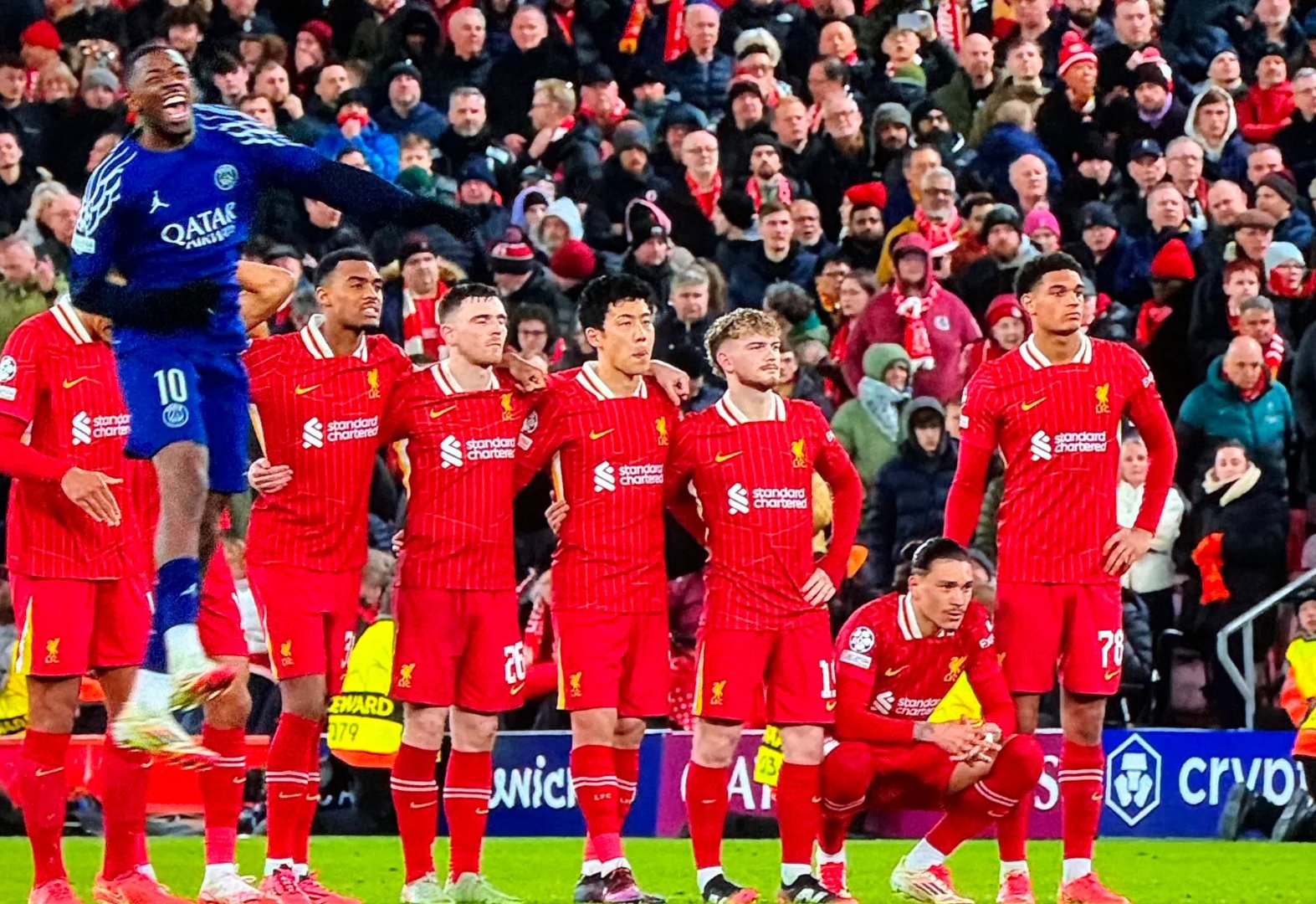 爱游戏官方登录入口-包含拜仁逆转看点足，击败巴黎，晋级半决赛的词条