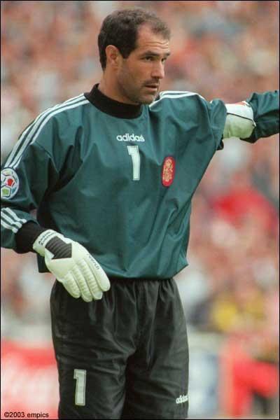 爱游戏app下载-梅西领衔巴萨德比阵容，战局白热化的简单介绍