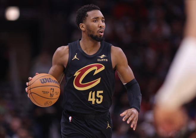 爱游戏在线登录-骑士遭遇连败，需调整球队状态