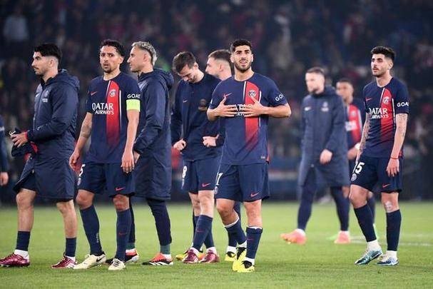 爱游戏登录-关于亚眠队在主场击败对手，豪取三分的信息