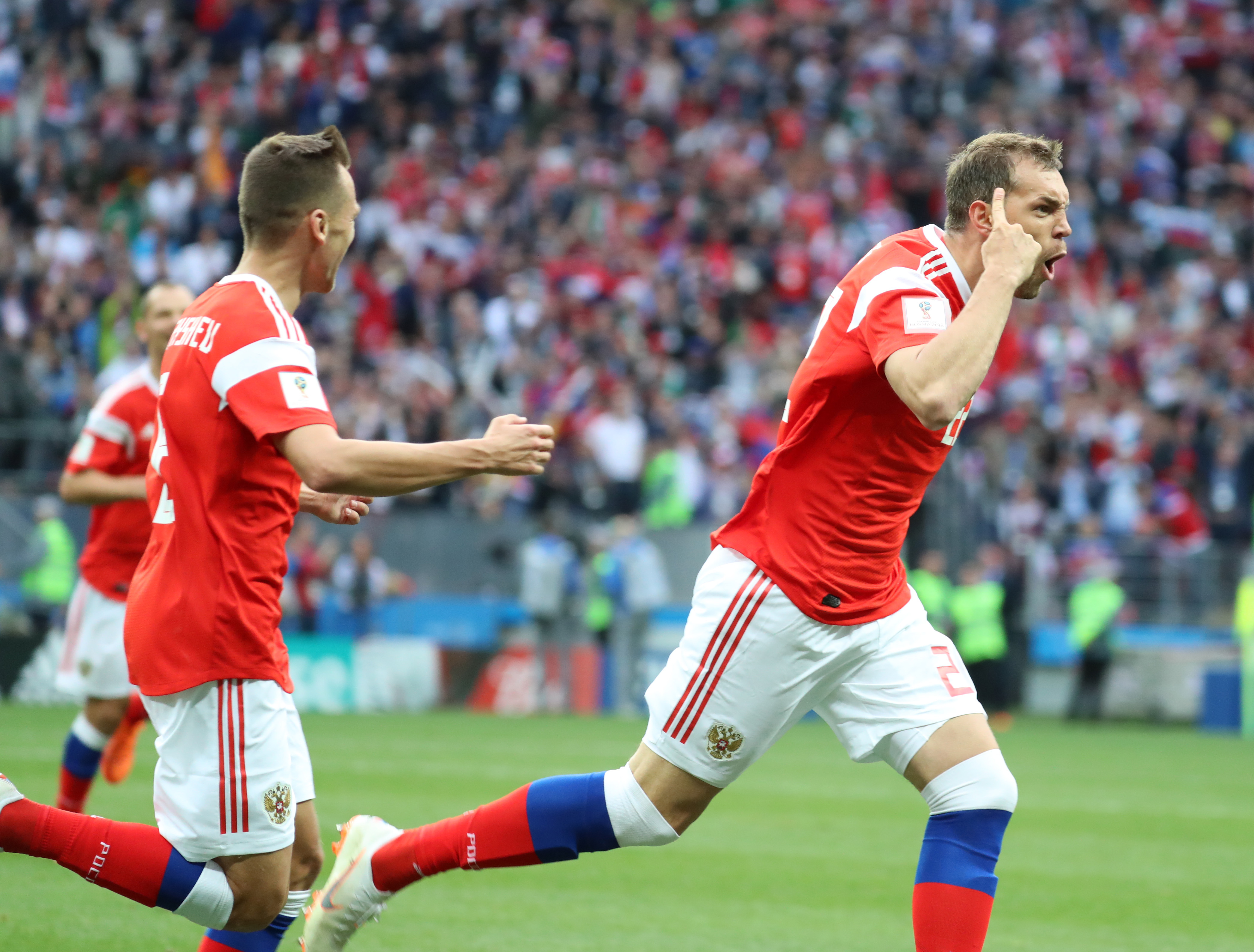 关于俄罗斯世界杯纪录片上映，回顾充满激动人心的足球盛宴的信息