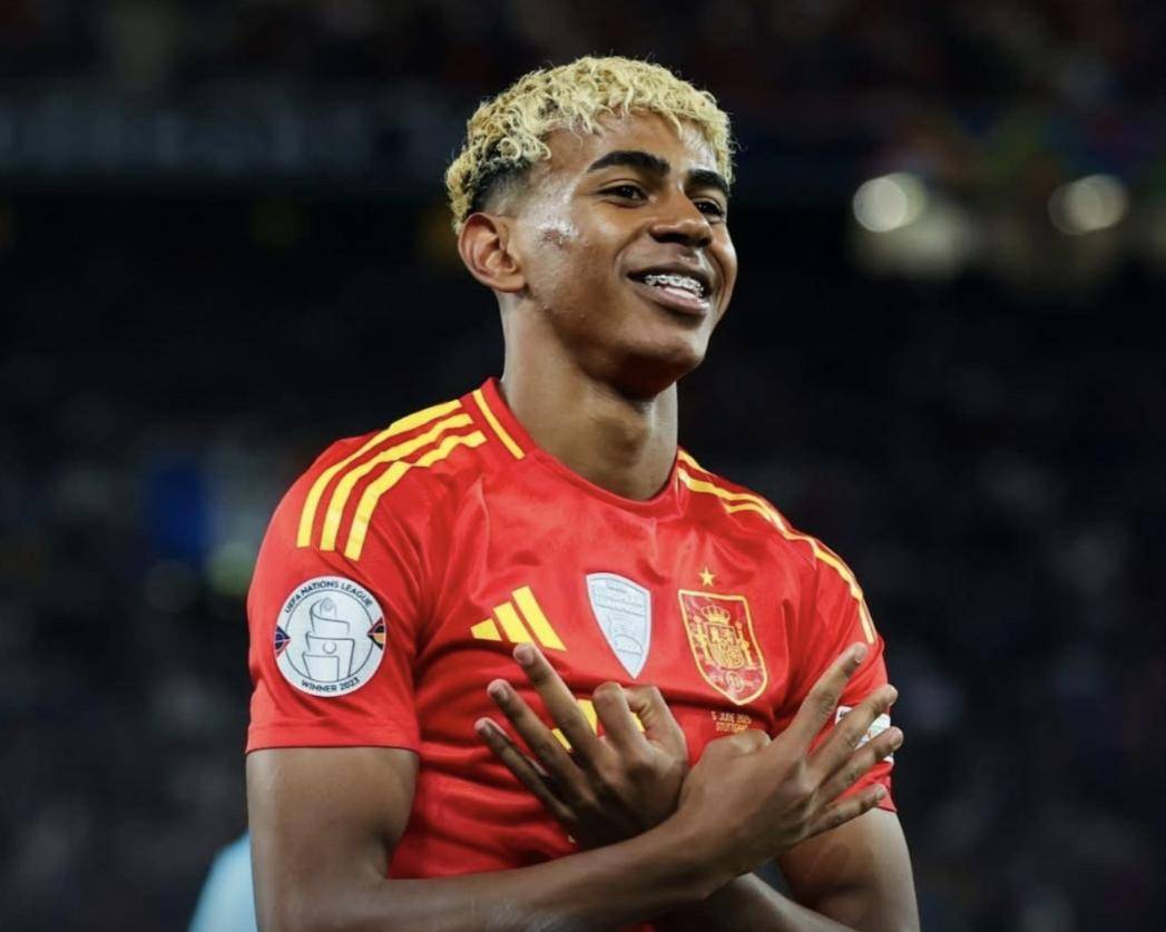 爱游戏中国官网-包含赛场风云变幻，欧国联精彩绝伦的词条