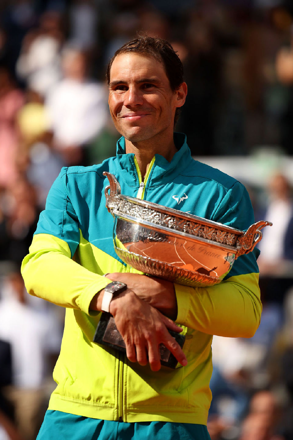 关于昂热逼平尼斯，继续保持积分优势的信息