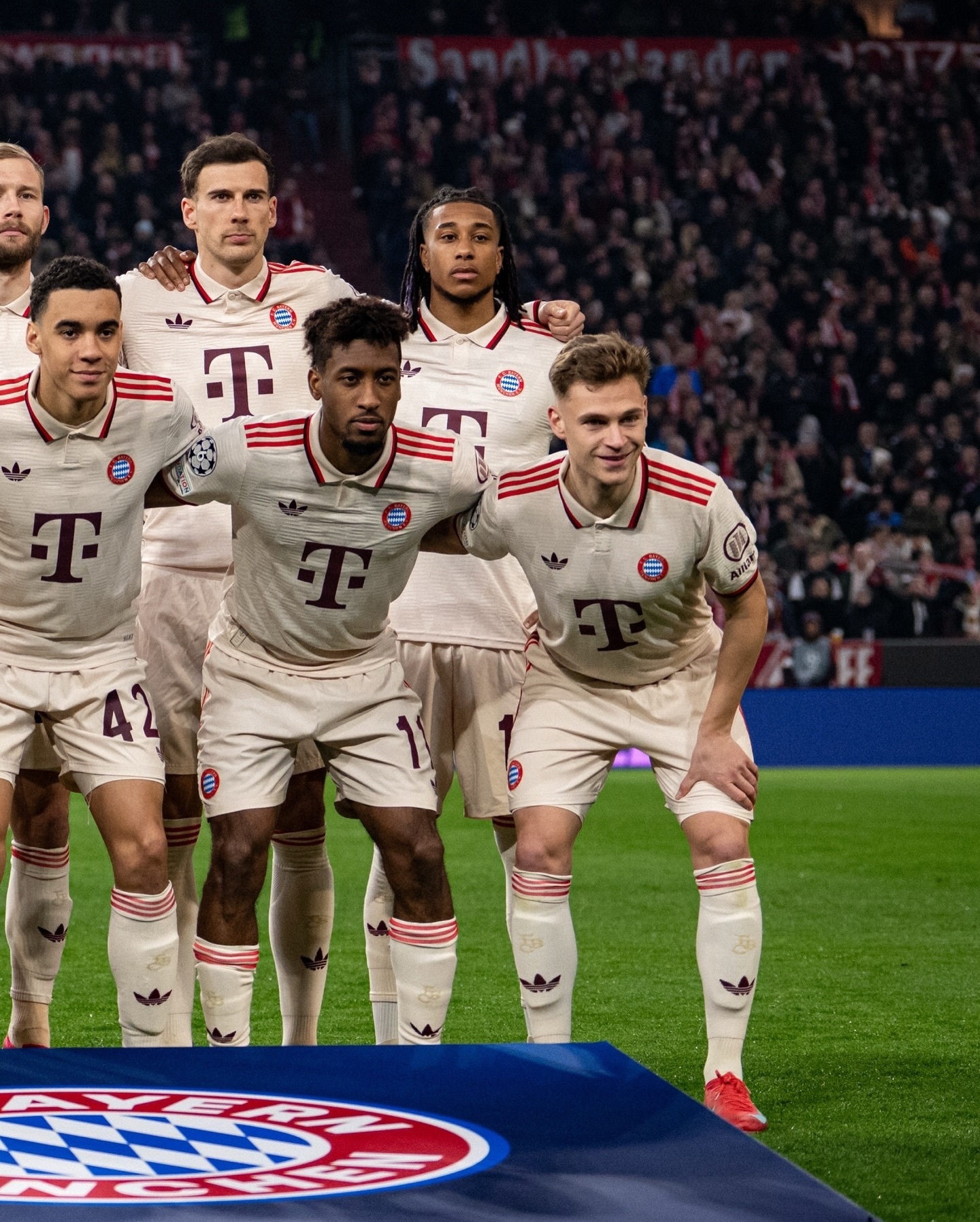 包含拜仁慕尼黑再胜霍芬海姆，继续领军榜首的词条