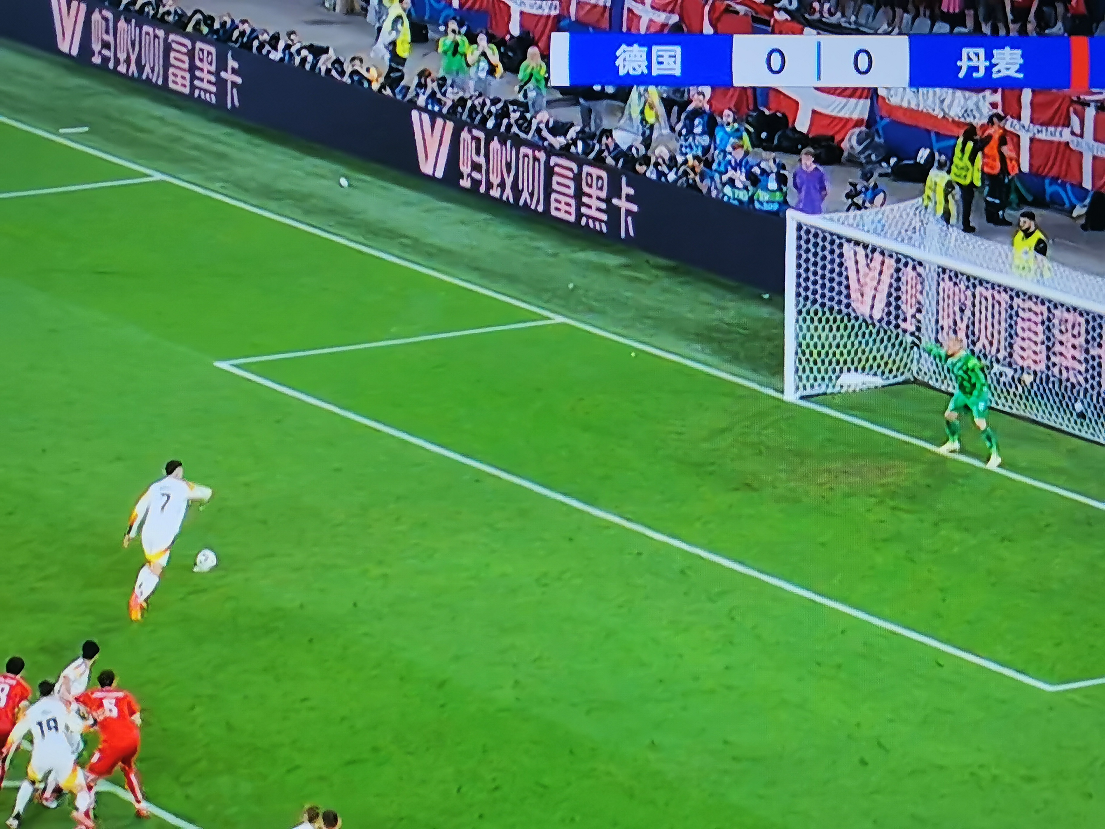 爱游戏体育平台-德国足球联赛开赛在即，期待精彩对决的简单介绍