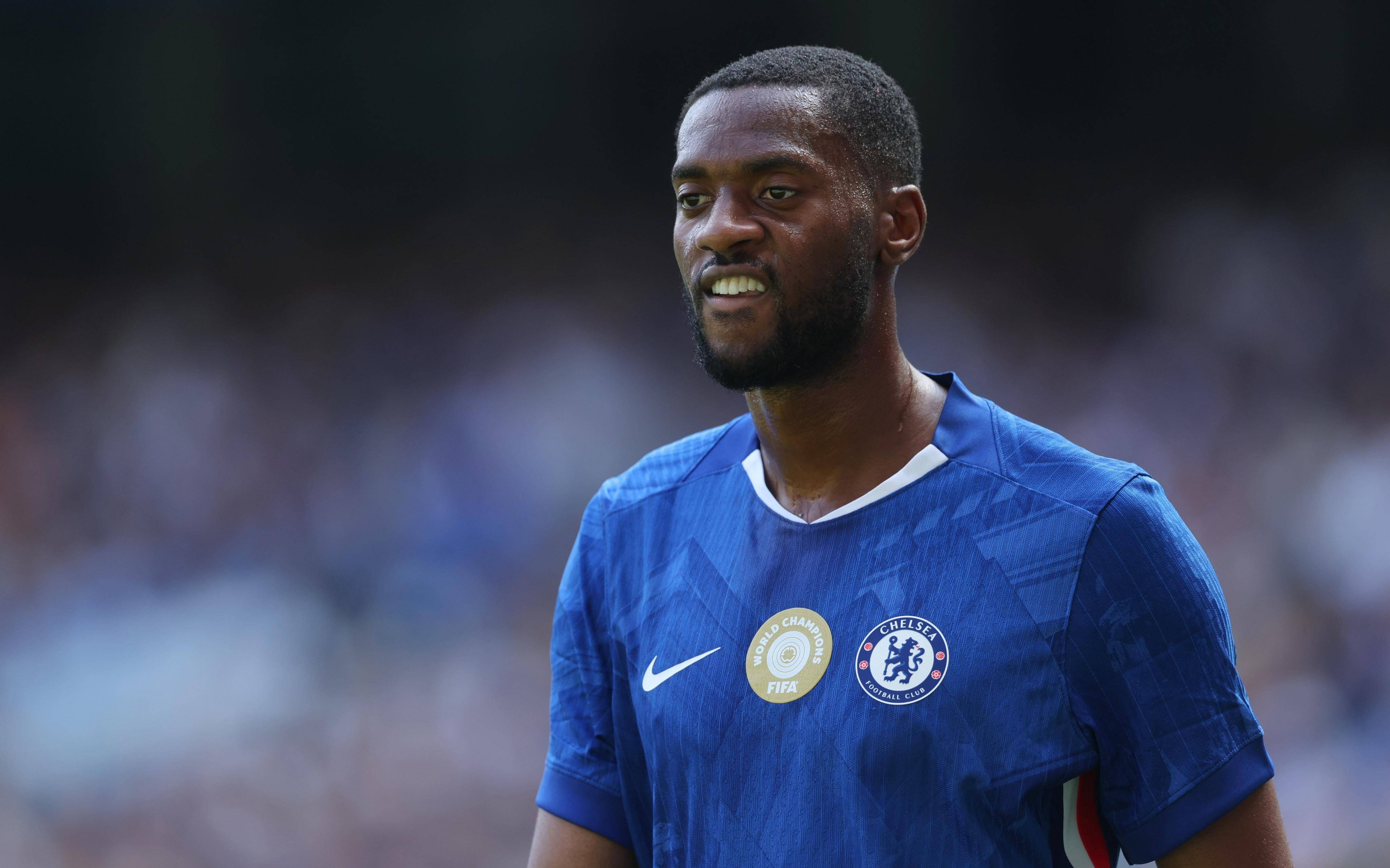 包含切尔西神勇拿下对手,英超领头羊位置更加稳固的词条 包含切尔西神勇拿下对手,英超领头羊位置更加稳固的词条