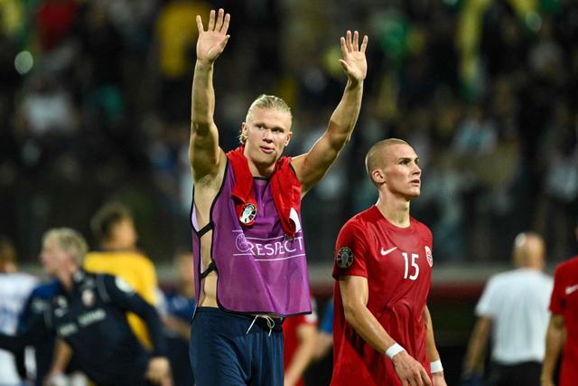 爱游戏app-捷克队横扫挪威，实力大涨冲击四强的简单介绍