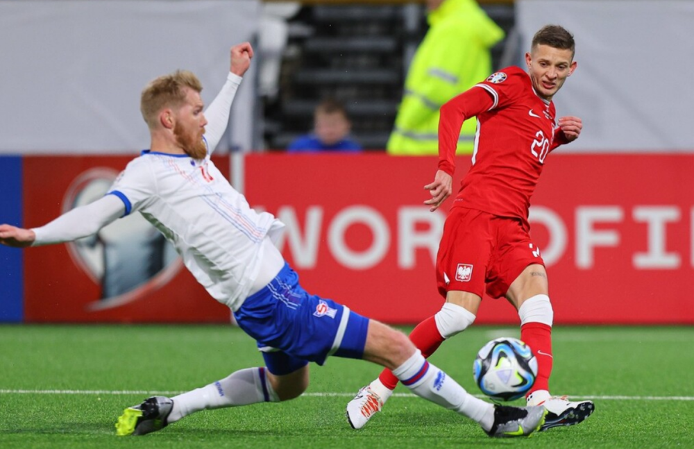 欧洲劲旅凭借默契配合，轻松拿下对手的简单介绍